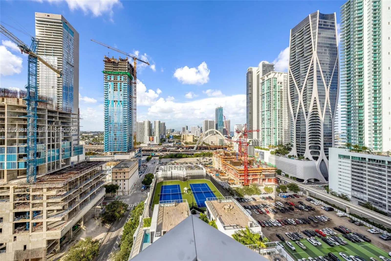 851 NE 1st Ave # 1700, Miami FL 33132