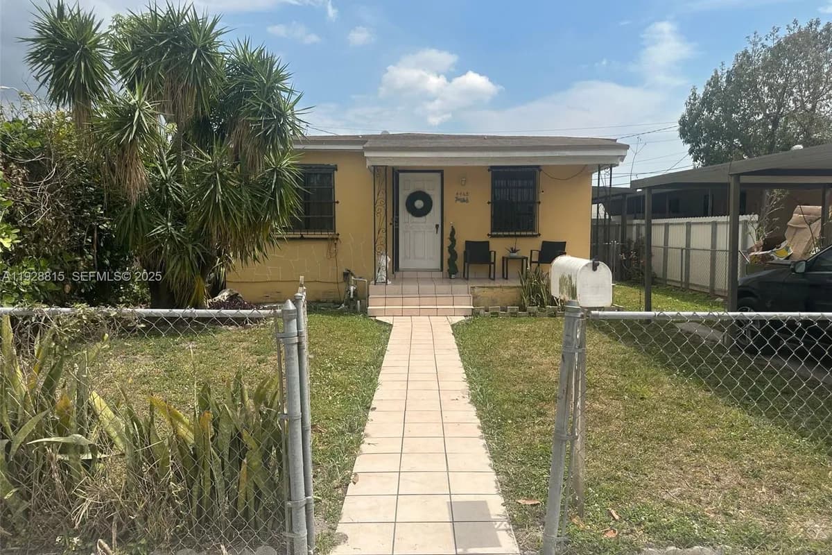 4465 E 8th Ln, Hialeah FL 33013