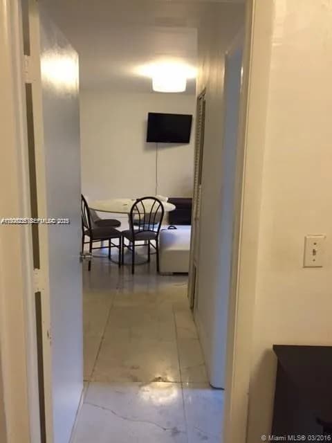 842 Meridian Ave # 1B, Miami Beach FL 33139