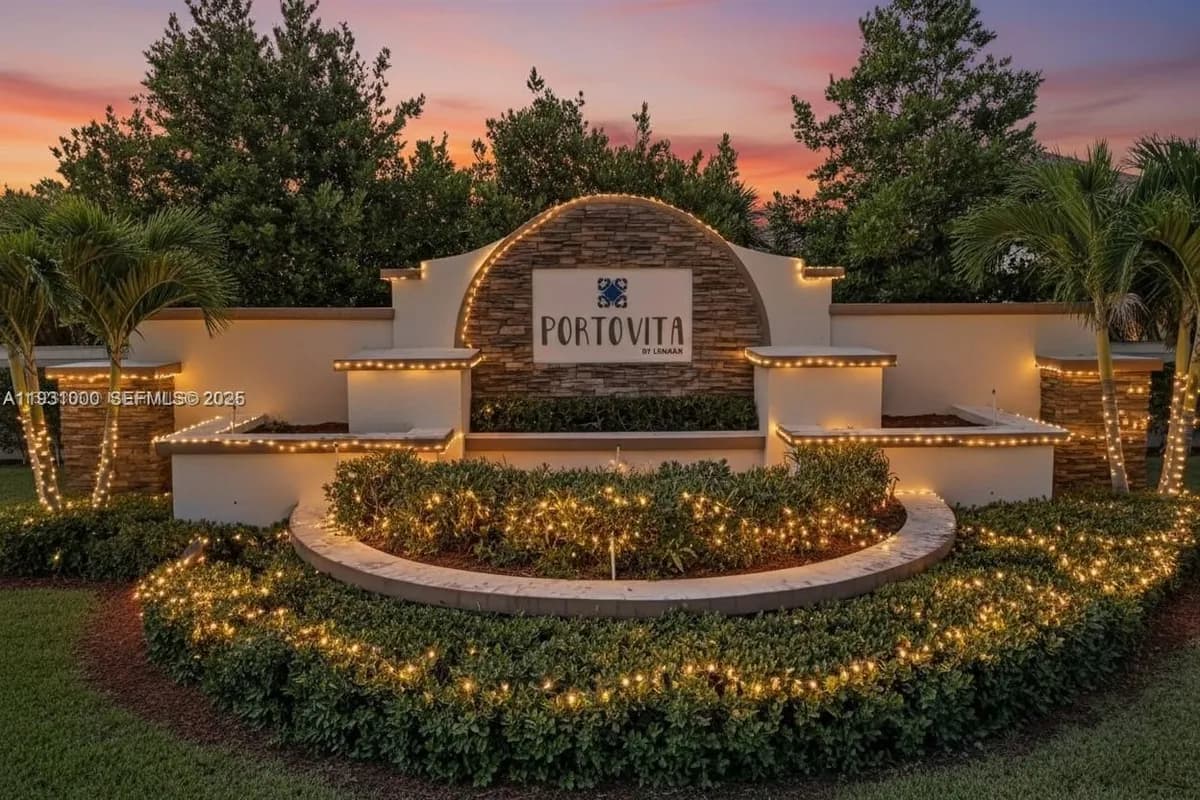 195 SE 24th Ave, Homestead FL 33033