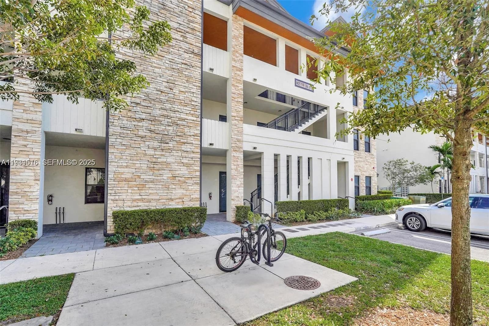 8025 NW 104th Ave # 23, Doral FL 33178