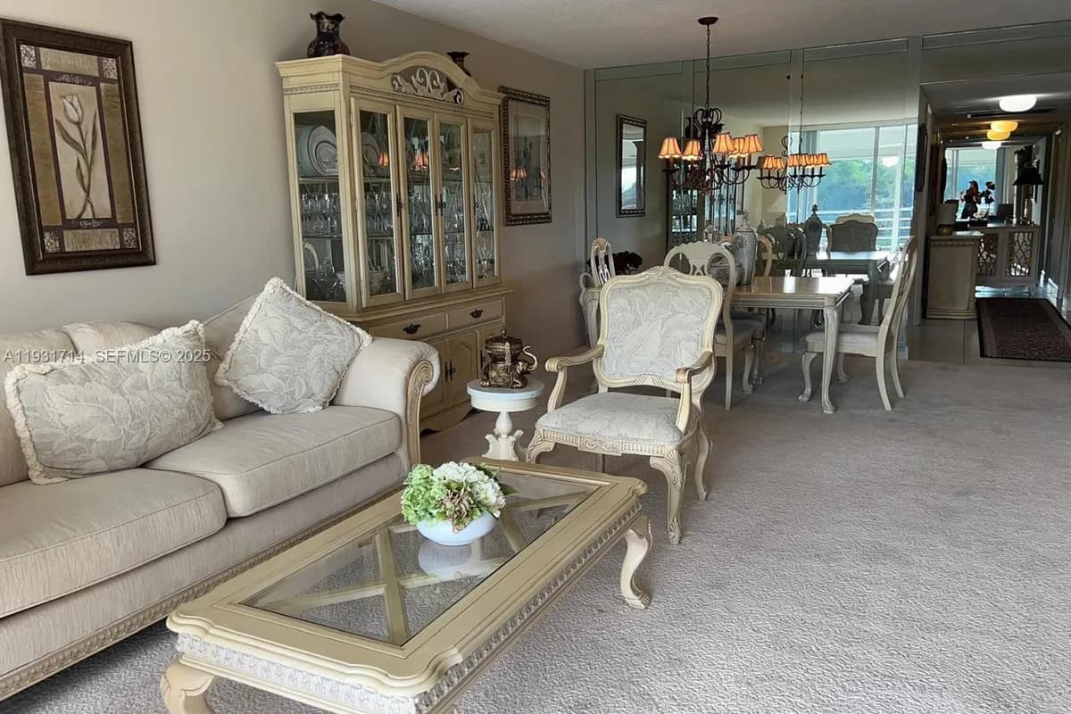 821 Cypress Blvd # 312, Pompano Beach FL 33069