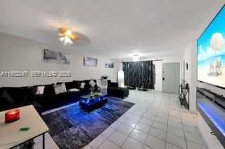 4457 NW 185th St, Miami Gardens FL 33055