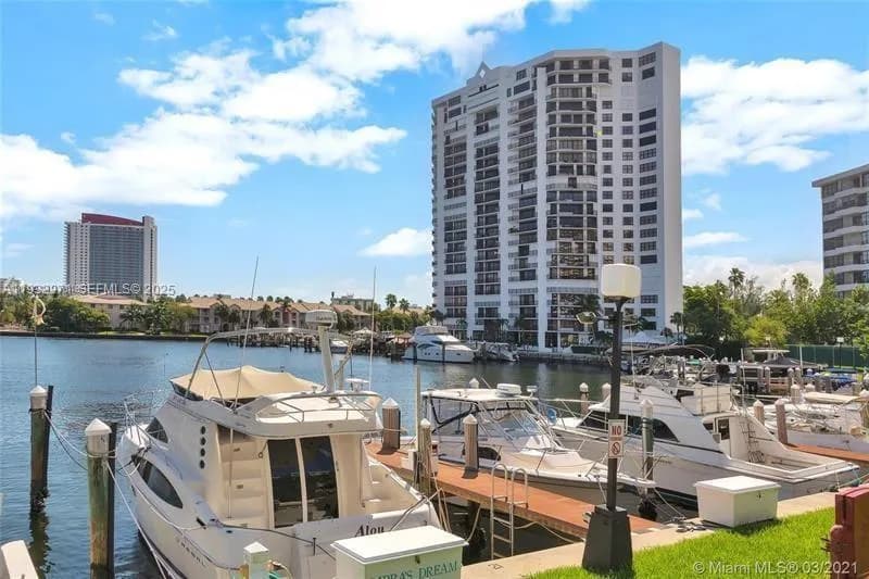 2 bedroom 2 bath for sale at 2500 Parkview Dr # 1920, Hallandale Beach FL 33009