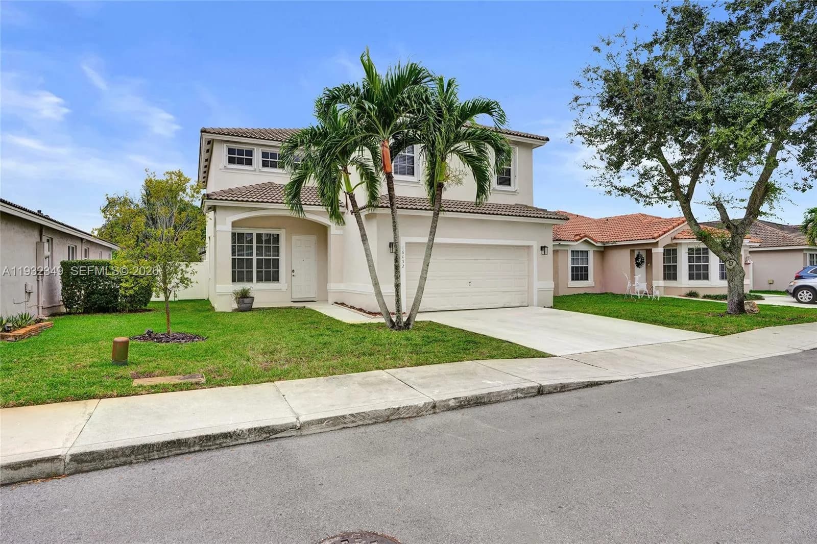 16452 NW 22nd St, Pembroke Pines FL 33028