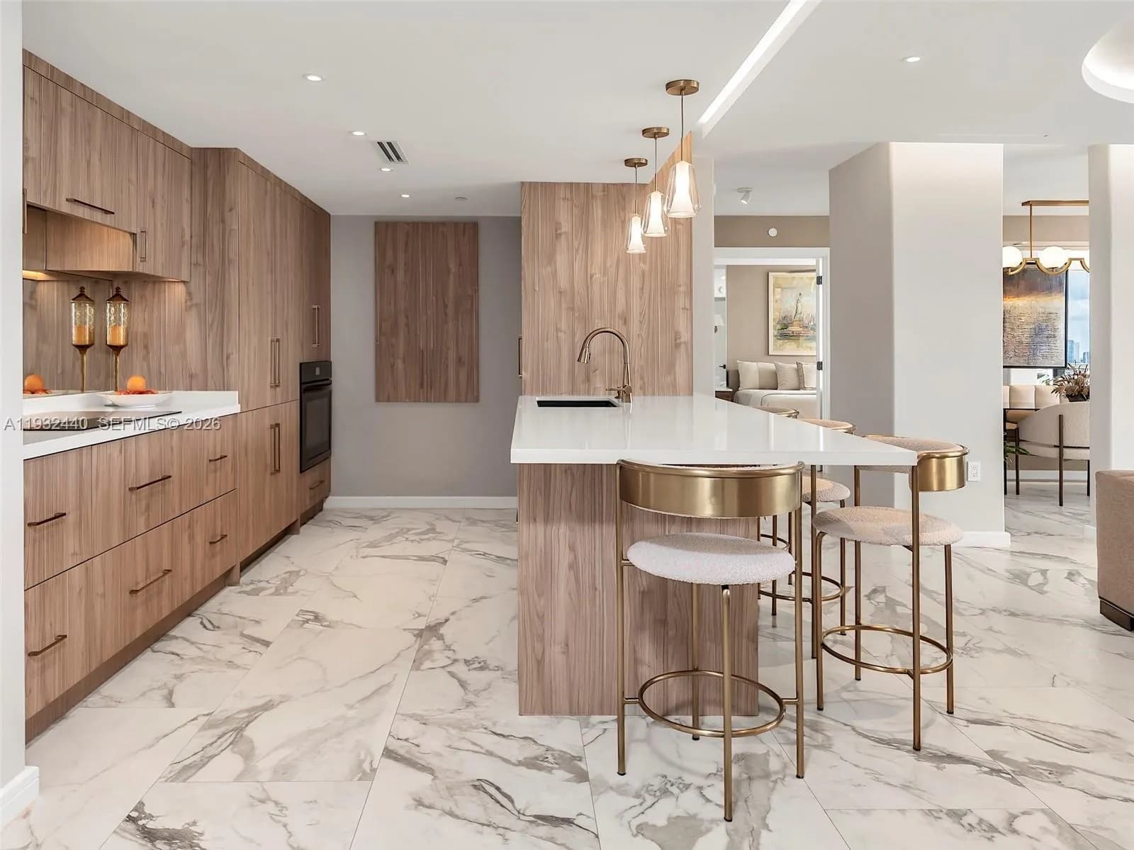 9 Island Ave # 2104, Miami Beach FL 33139