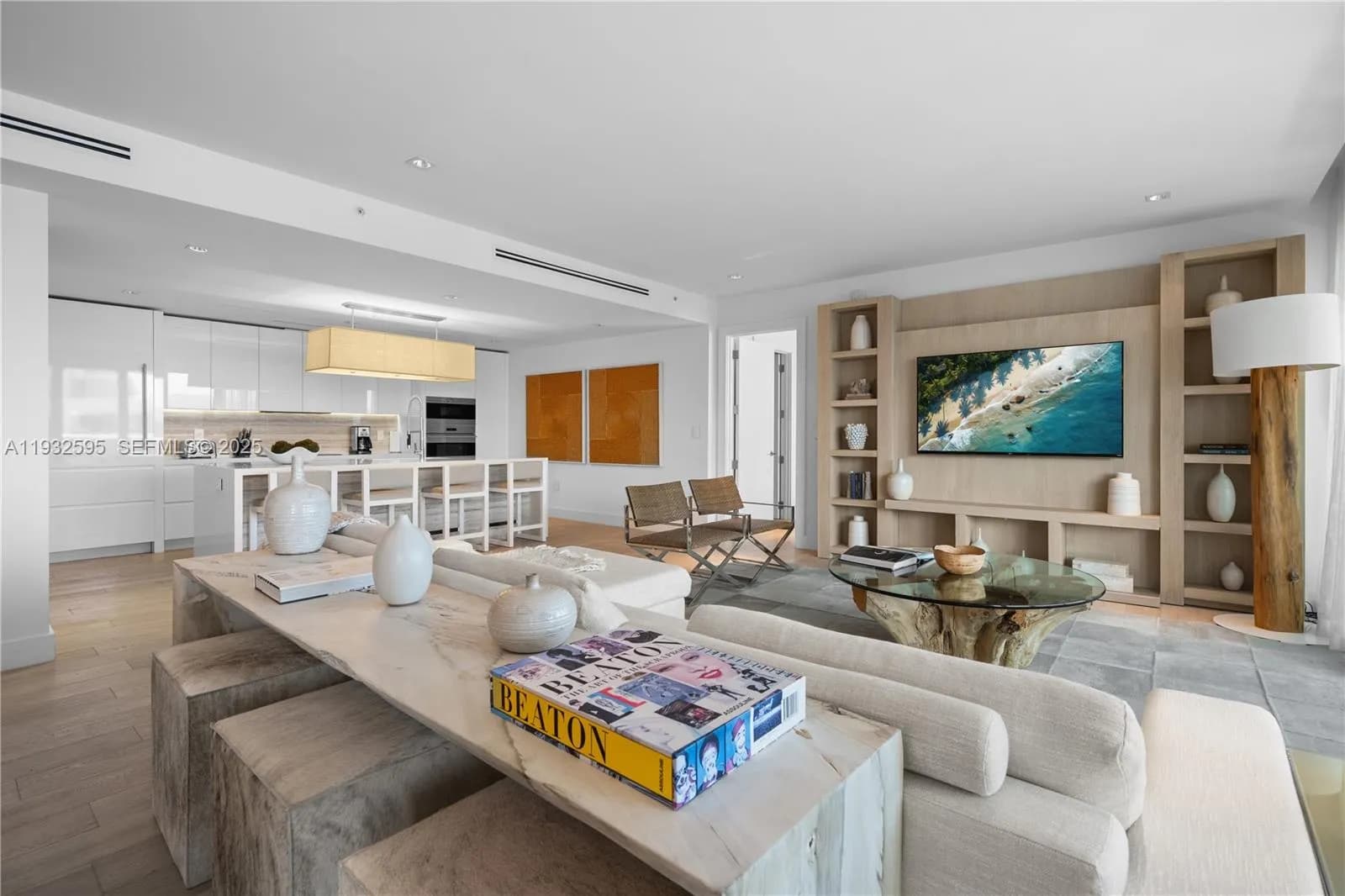 102 24th St # 1706, Miami Beach FL 33139