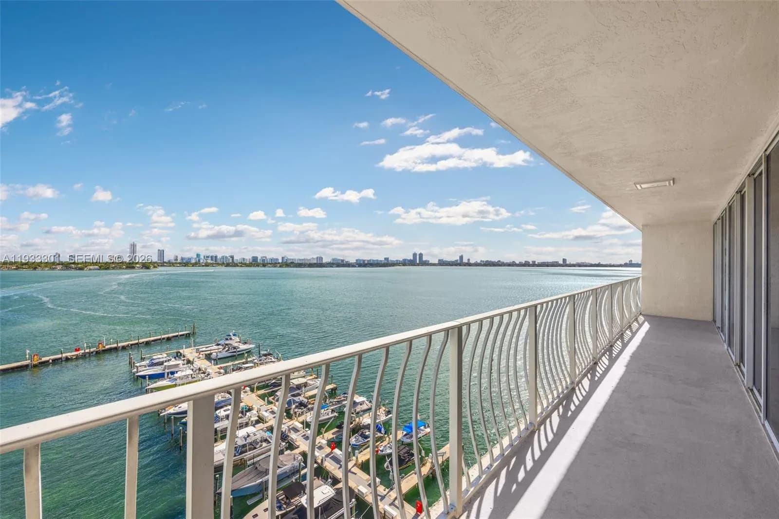 7601 E Treasure Dr # 1119, North Bay Village FL 33141