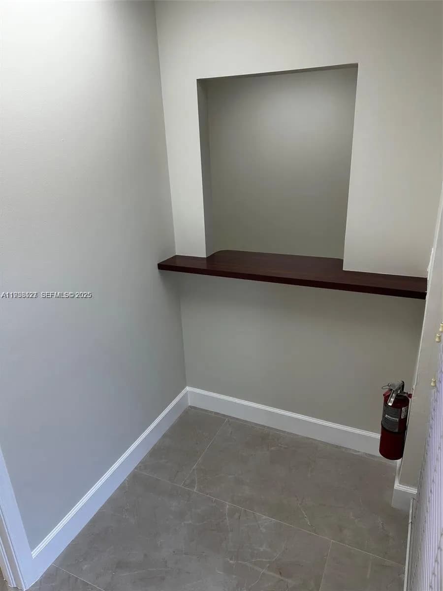 4700 Sheridan St # T, Hollywood FL 33021