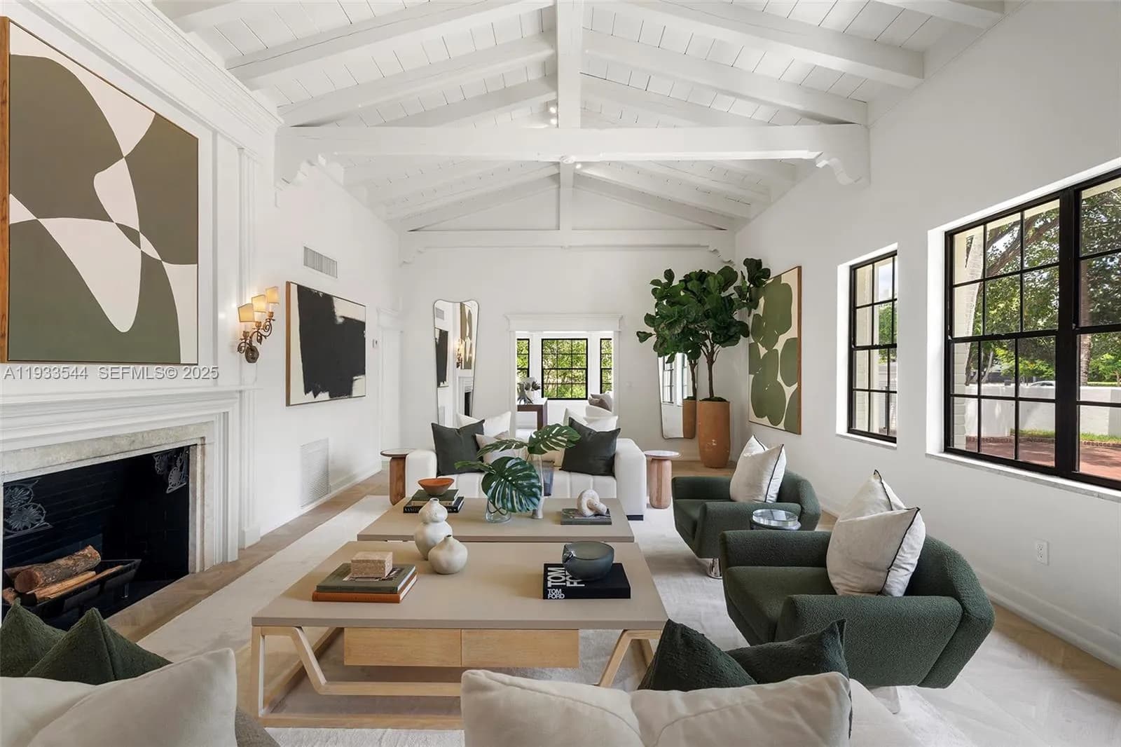 3500 Flamingo Dr, Miami Beach FL 33140