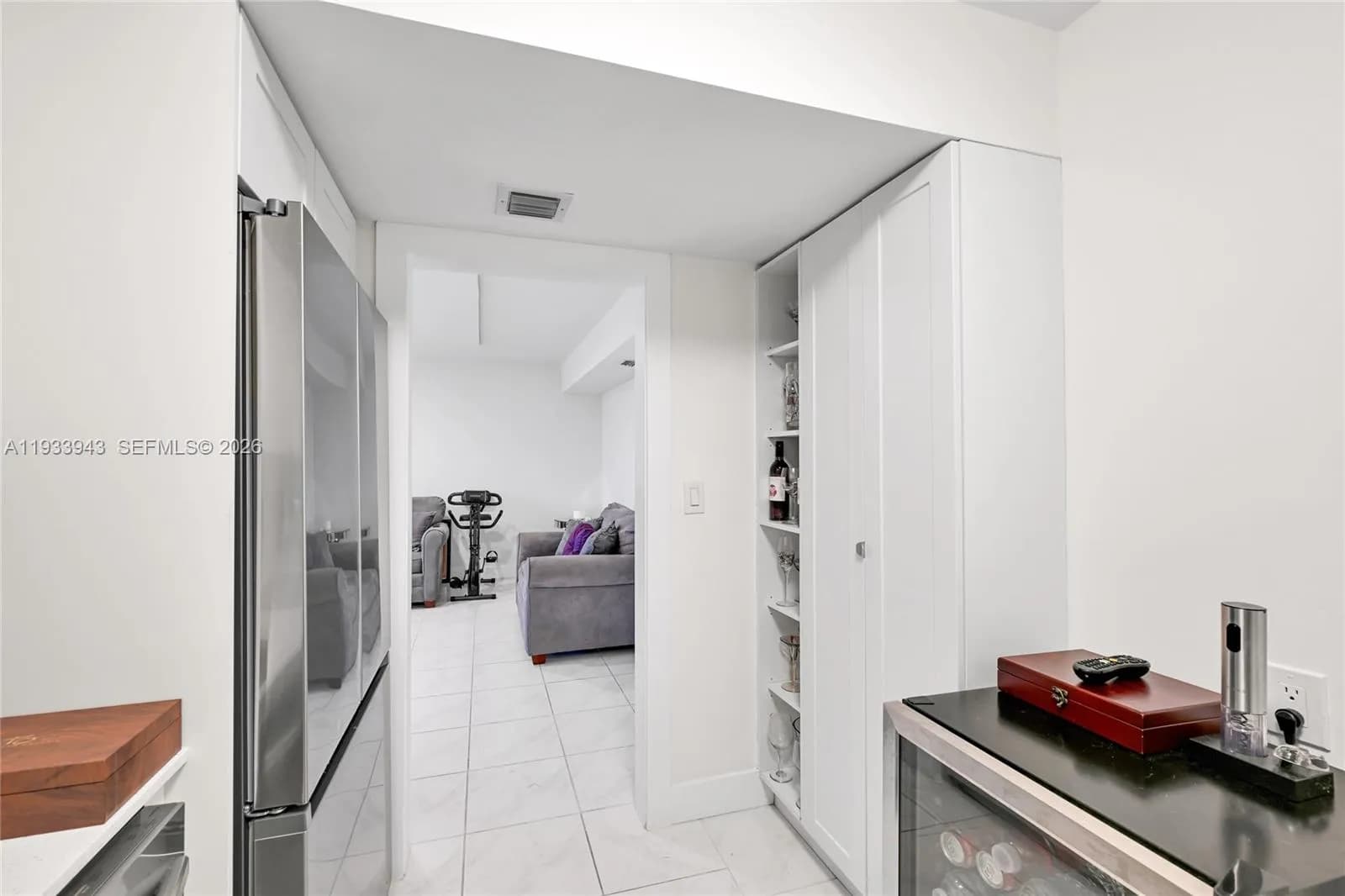 1400 Saint Charles Pl # 207, Pembroke Pines FL 33026