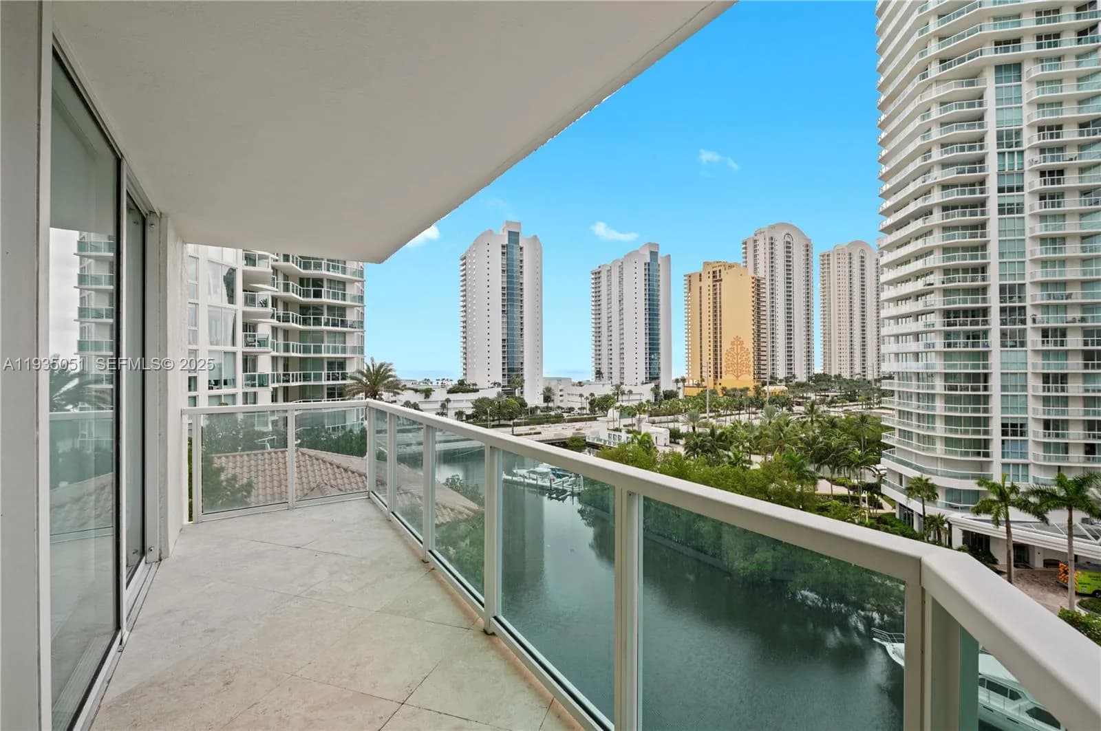 3 bedroom 2 bath for sale at 200 Sunny Isles Blvd # 806, Sunny Isles Beach FL 33160