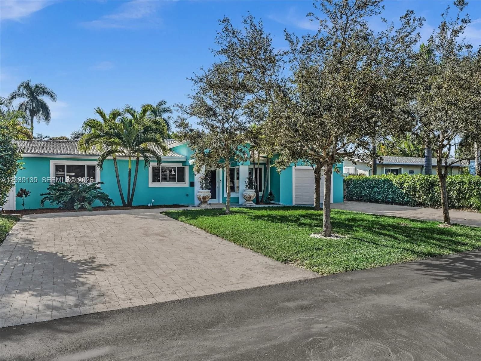 2650 NE 20th St, Pompano Beach FL 33062