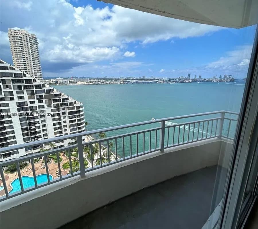 770 Claughton Island Dr # 2109, Miami FL 33131