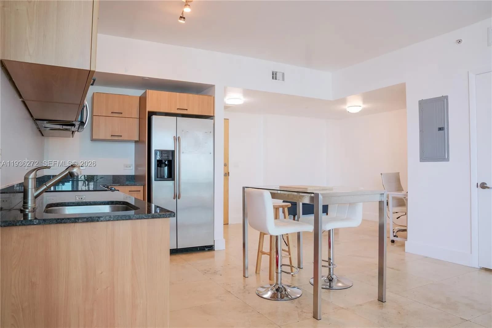 350 S Miami Ave # 3307, Miami FL 33130