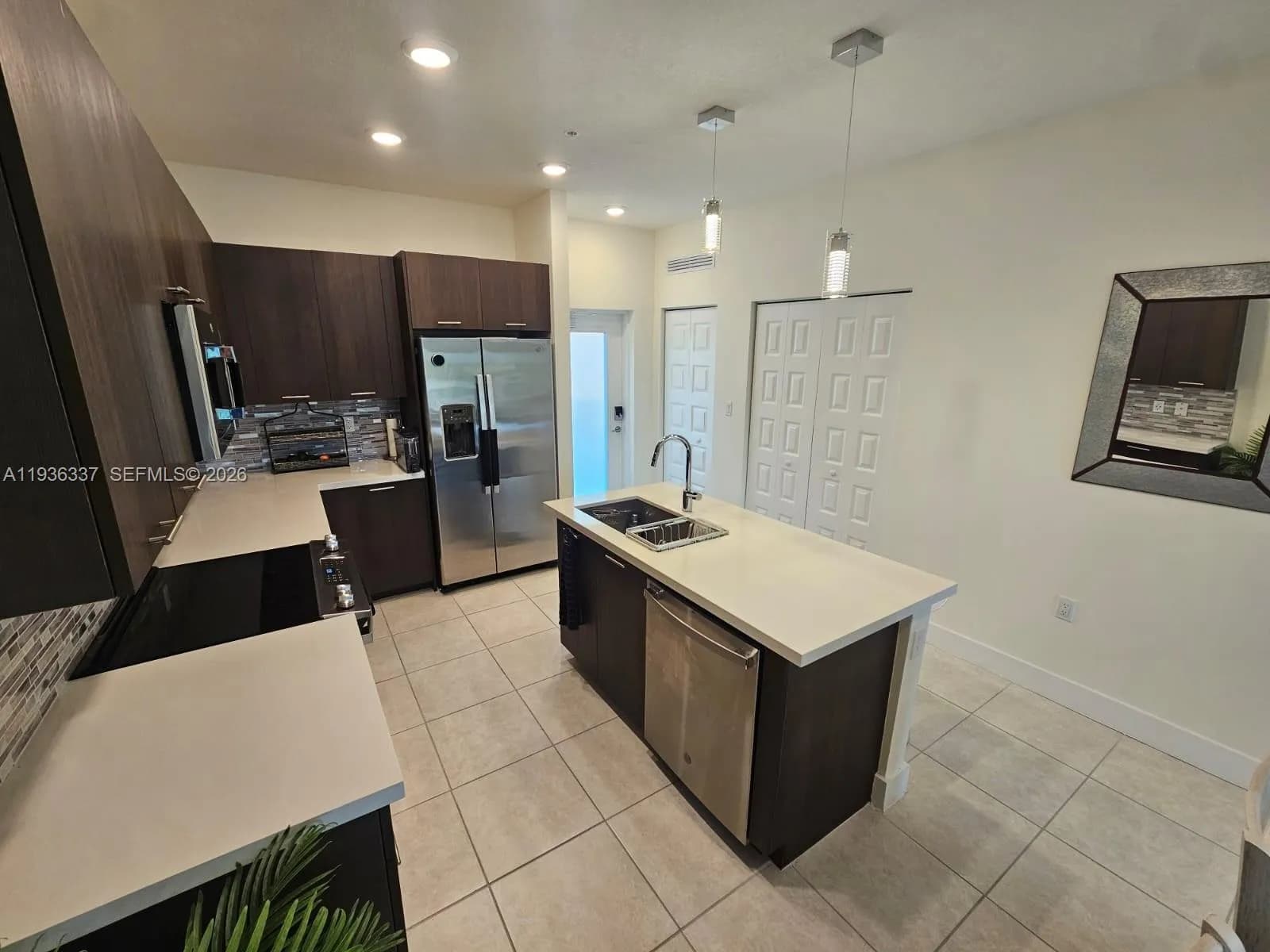 8301 NW 41st St # 402, Doral FL 33166