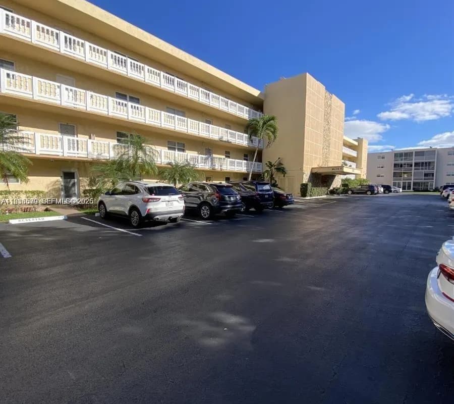 1025 SE 3rd Ave # 102, Dania Beach FL 33004