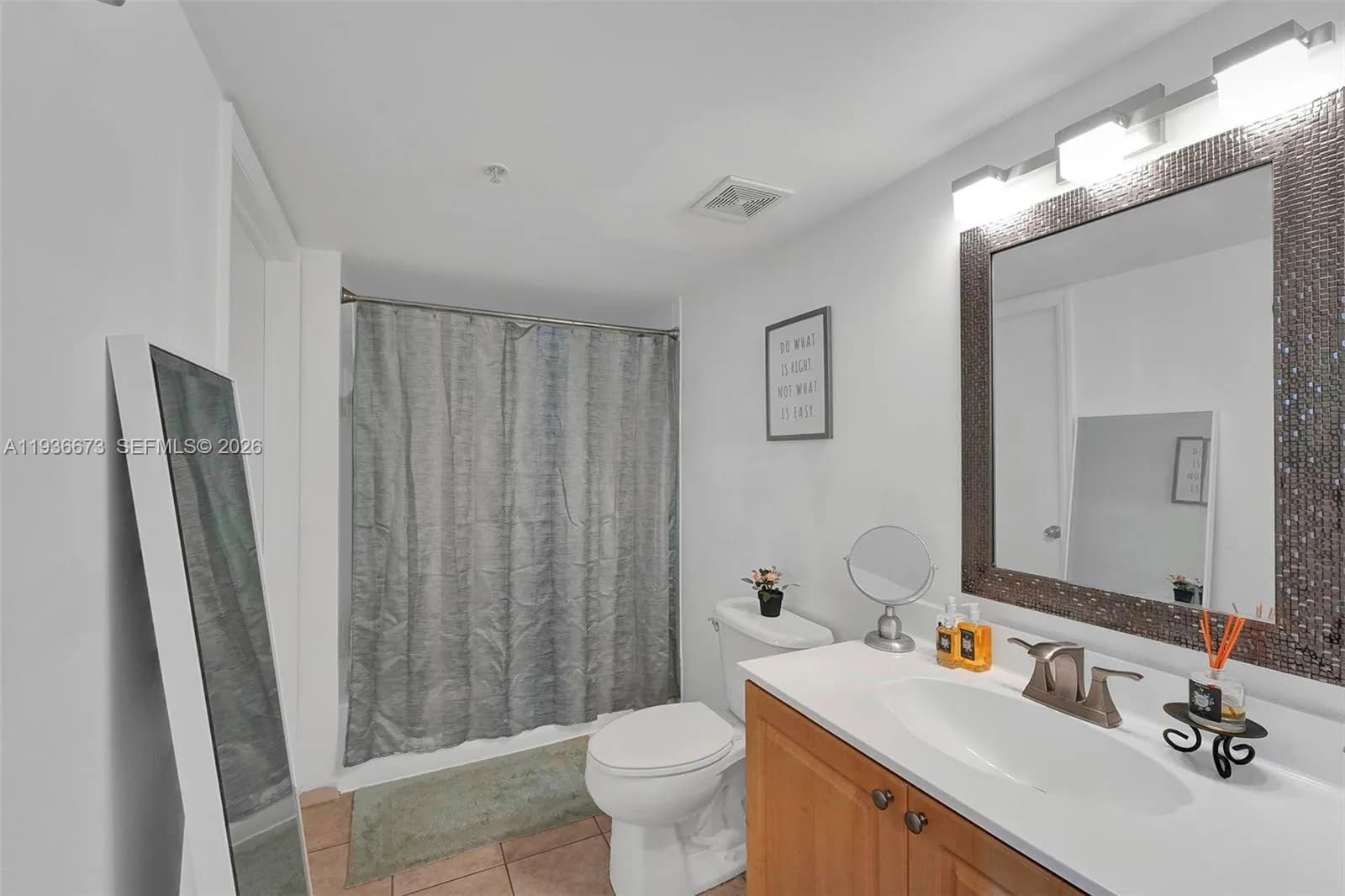 102 SW 6th Ave # 305, Miami FL 33130