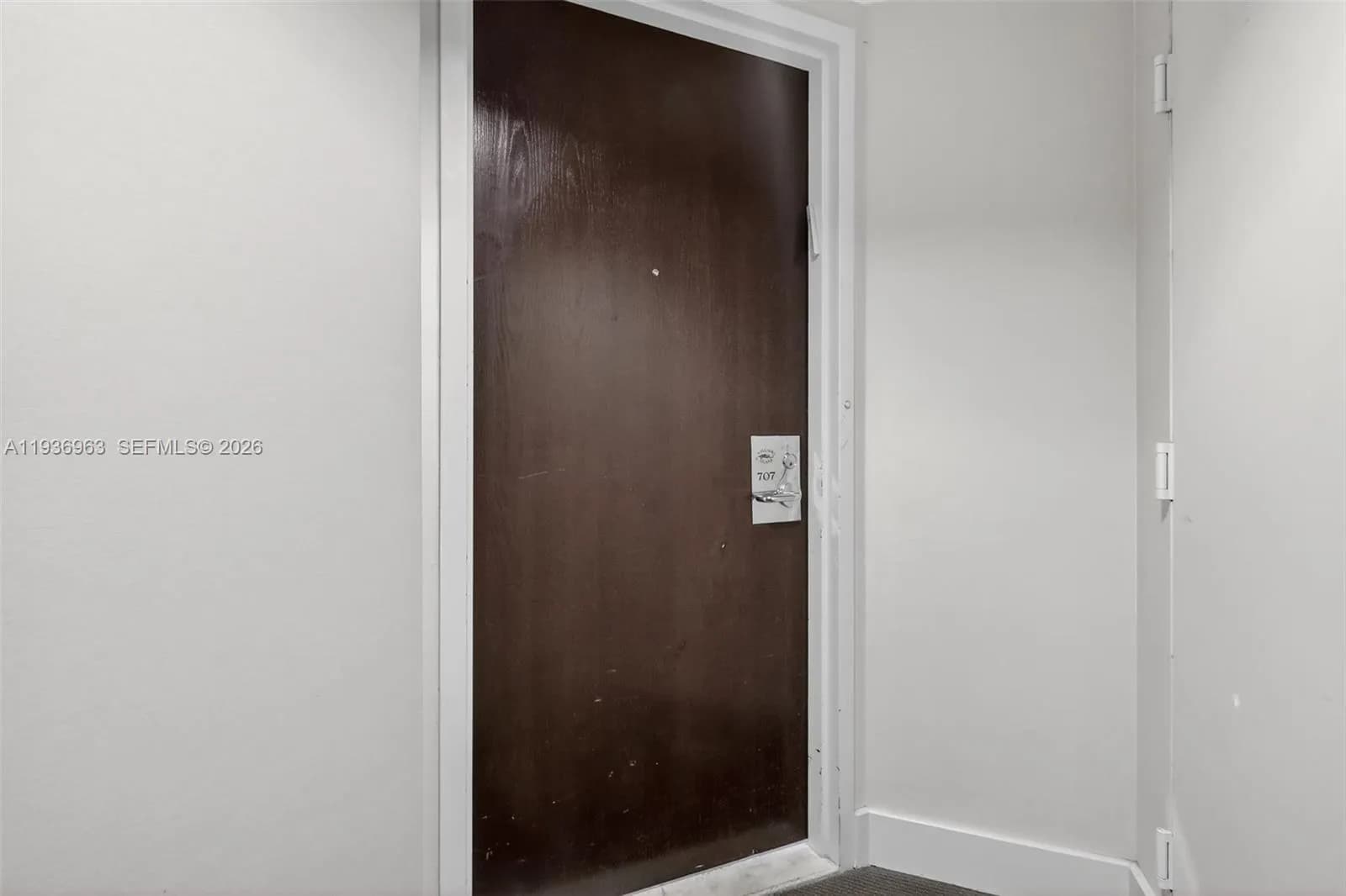 1000 Island Blvd # 707, Aventura FL 33160