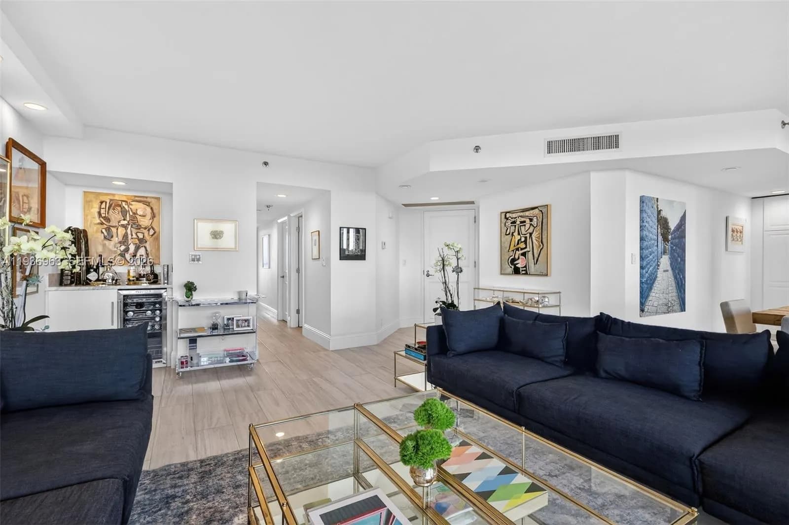 1000 Island Blvd # 707, Aventura FL 33160