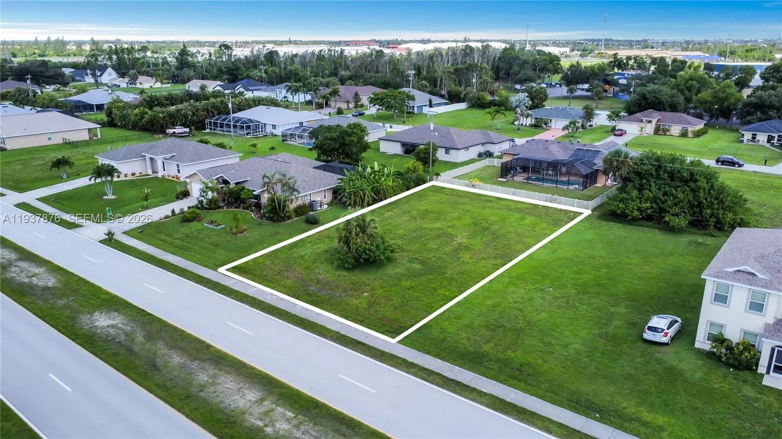 1821 SAVONA PKWY W, Cape Coral FL 33914
