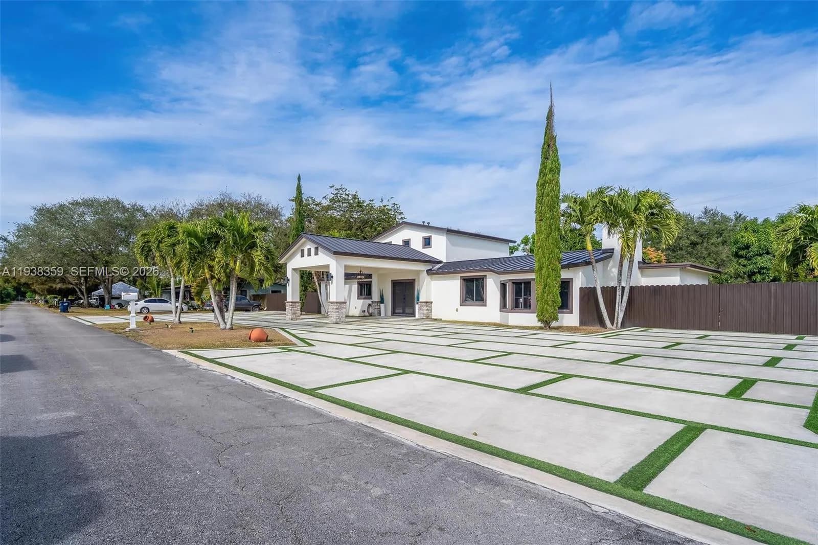 20221 SW 318th St, Homestead FL 33030