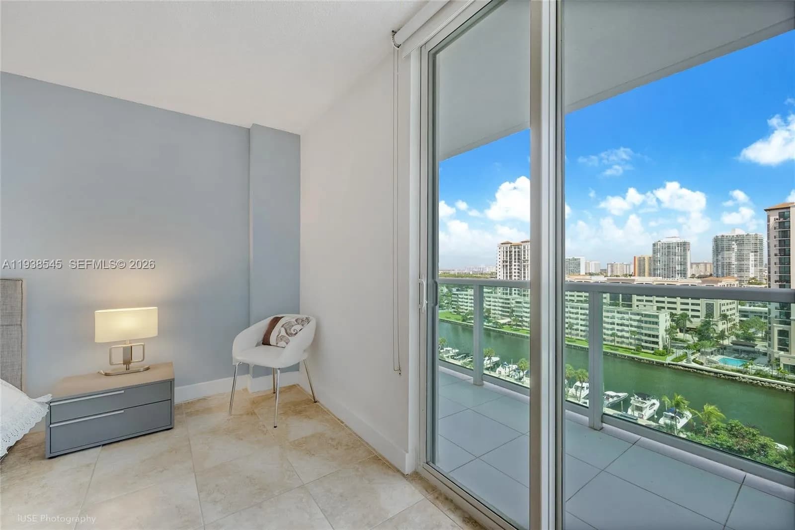 100 Bayview Dr # 1231, Sunny Isles Beach FL 33160