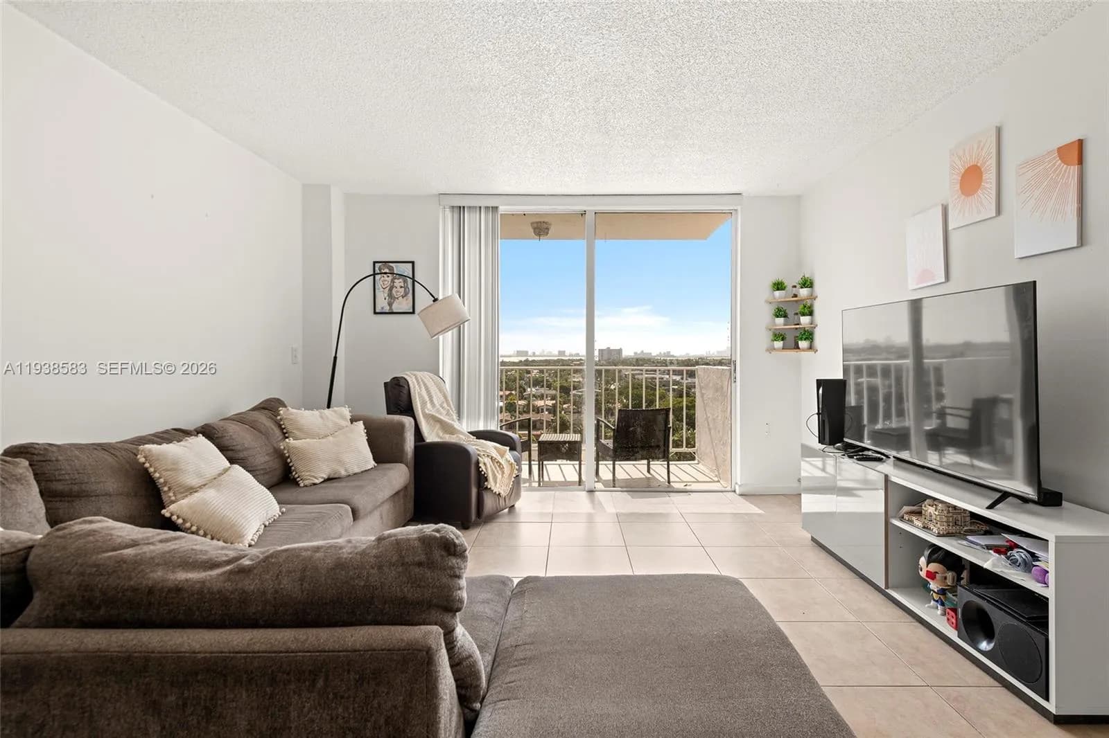 2350 NE 135th St # 1006, North Miami FL 33181