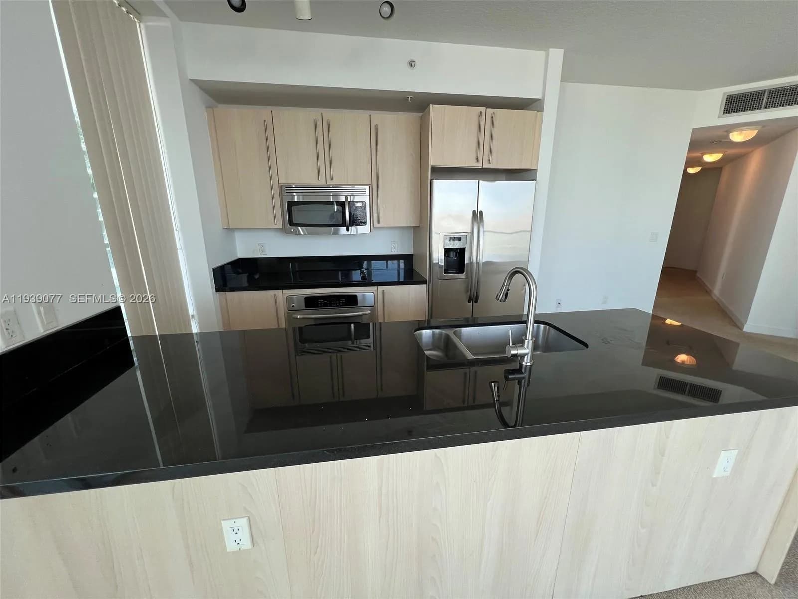 79 SW 12th St, Miami FL 33130