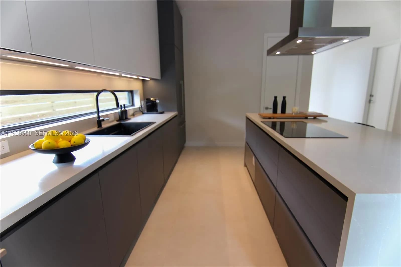 3540 Oak Ave, Miami FL 33133