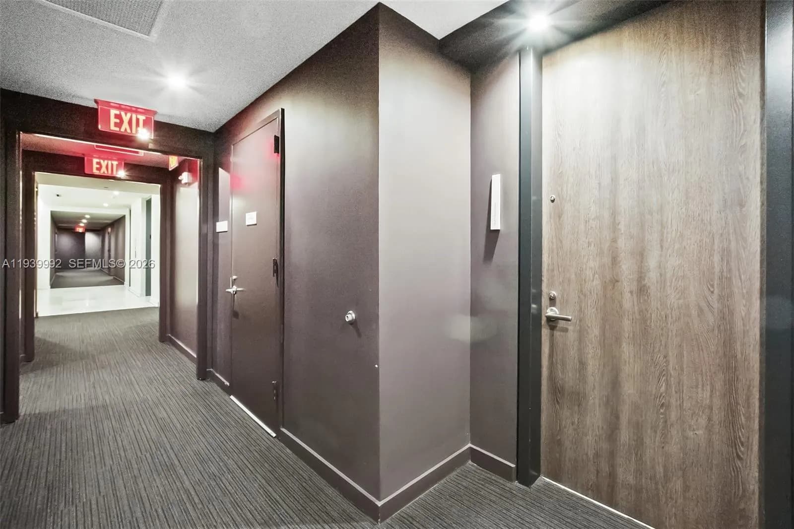 68 SE 6th Street # 805, Miami FL 33131