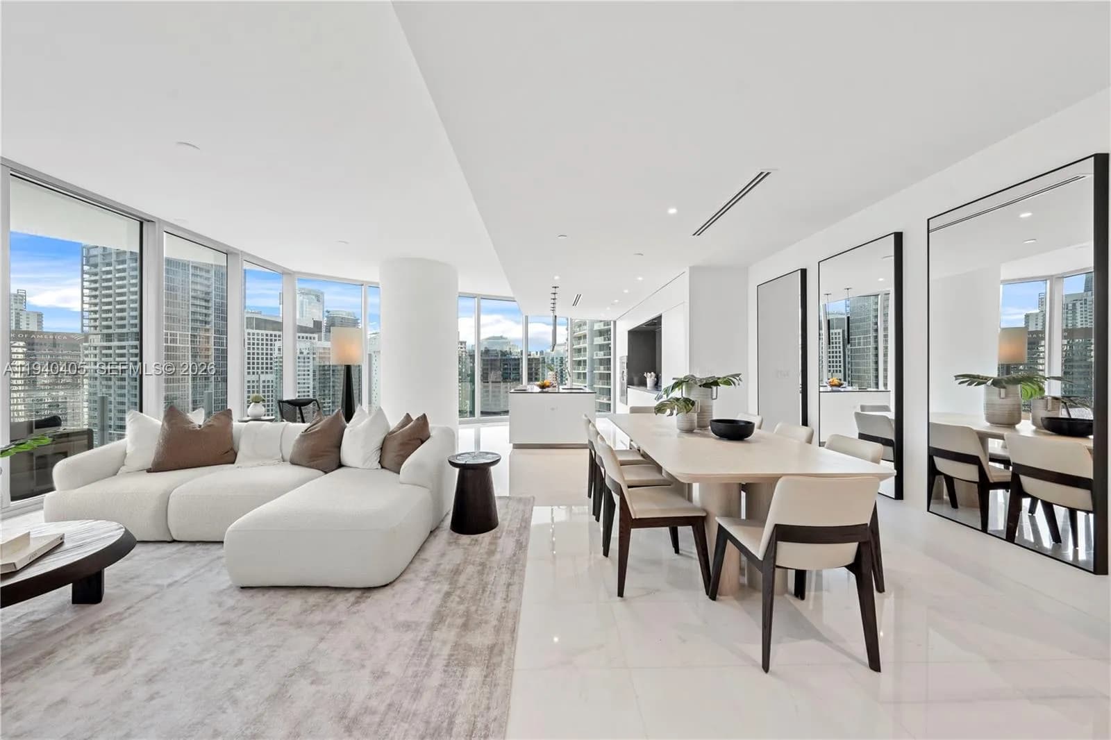 300 Biscayne Blvd Way # 3407, Miami FL 33131