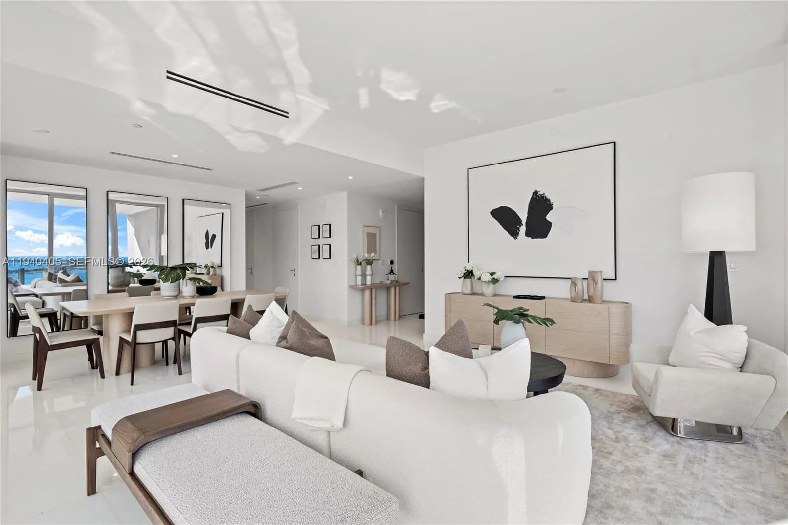 300 Biscayne Blvd Way # 3407, Miami FL 33131