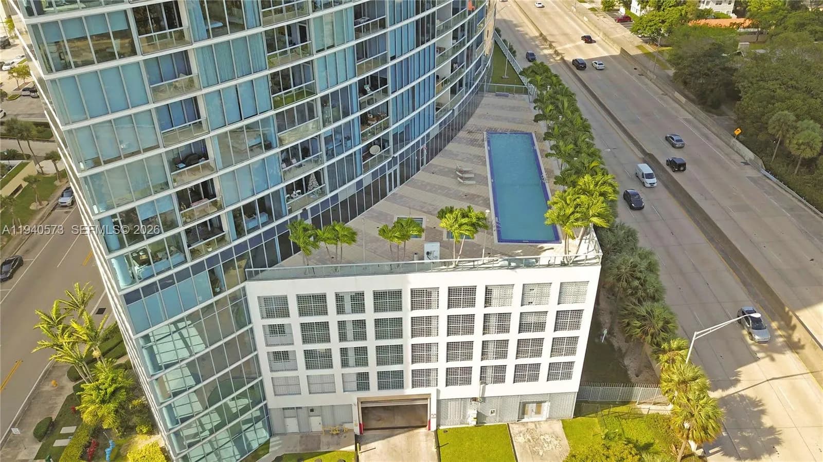 601 NE 36th St # 712, Miami FL 33137