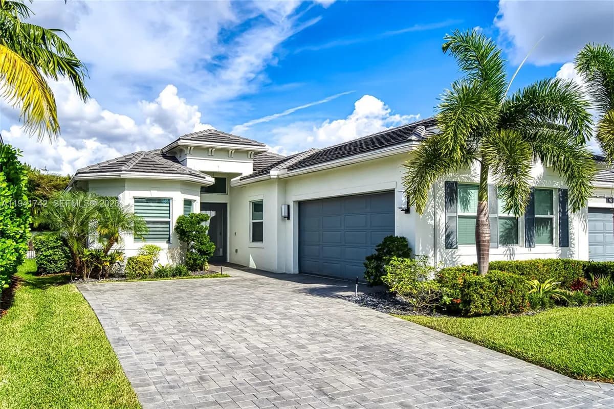 7969 Wildflower Shores Dr, Delray Beach FL 33446