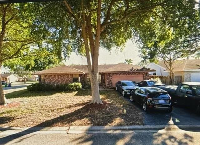 11202 NW 44th St, Coral Springs FL 33065