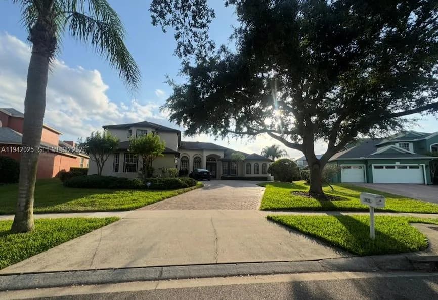 10020 Honey Tree Ct, Orlando FL 32836