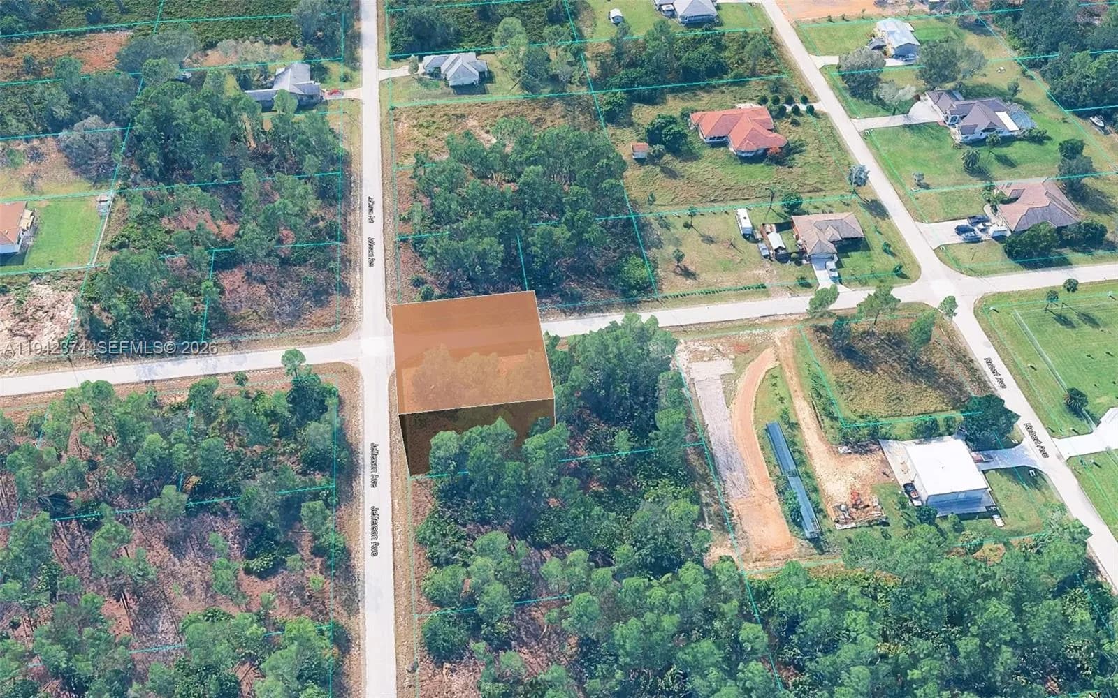 2507 E 13th ST, Lehigh Acres FL 33972