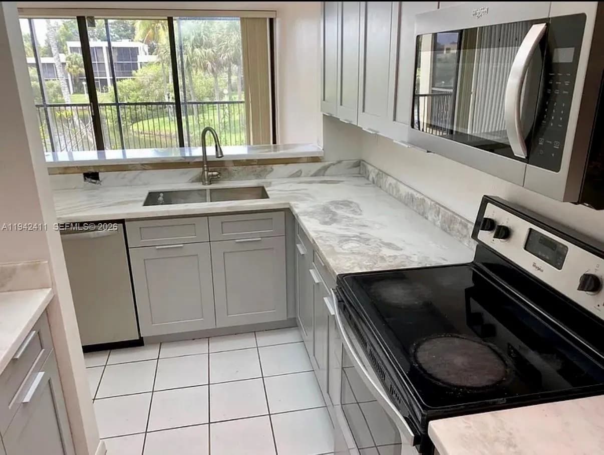 2941 SW 87th Ave # 406, Davie FL 33328