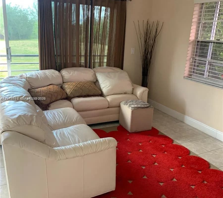 3048 E Sunrise Lakes Dr # 218, Sunrise FL 33322