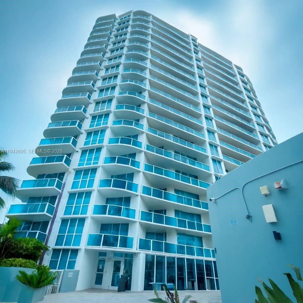 1881 79th St Cswy # 1106, North Bay Village FL 33141