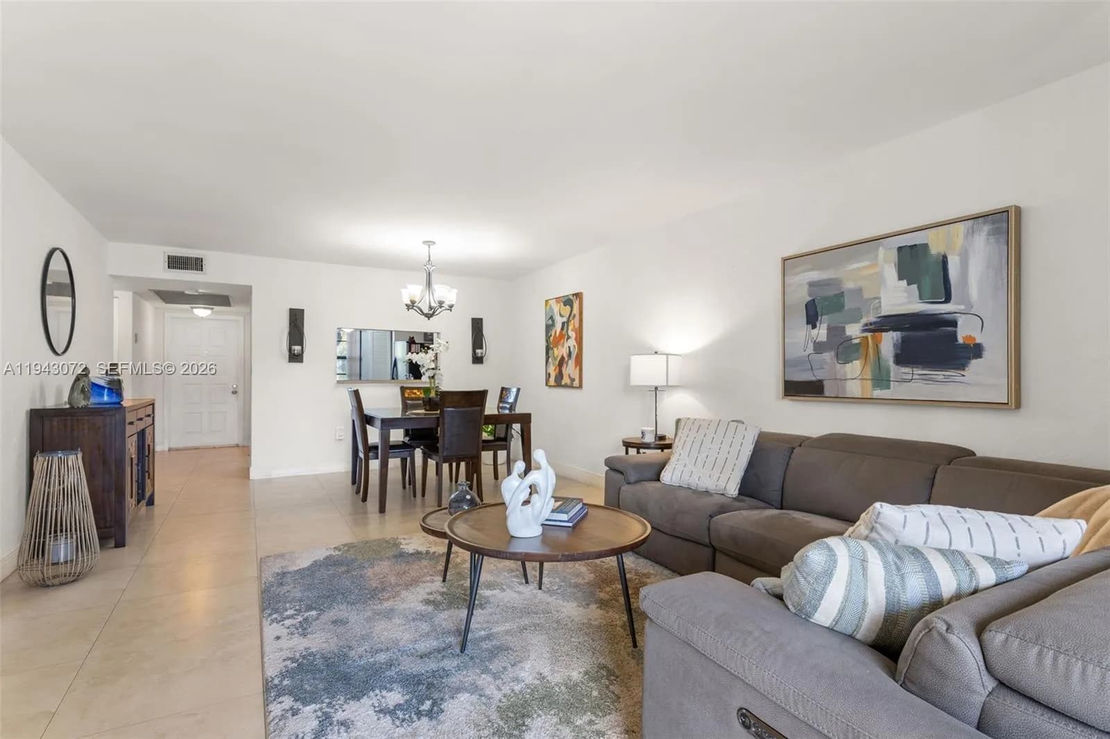 1000 Colony Point Cir # 220, Pembroke Pines FL 33026