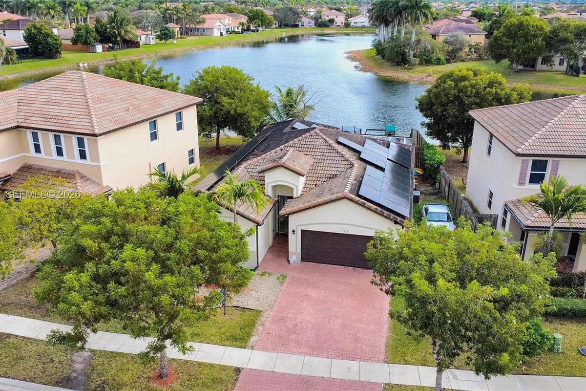 157 SE 21st Ter, Homestead FL 33033