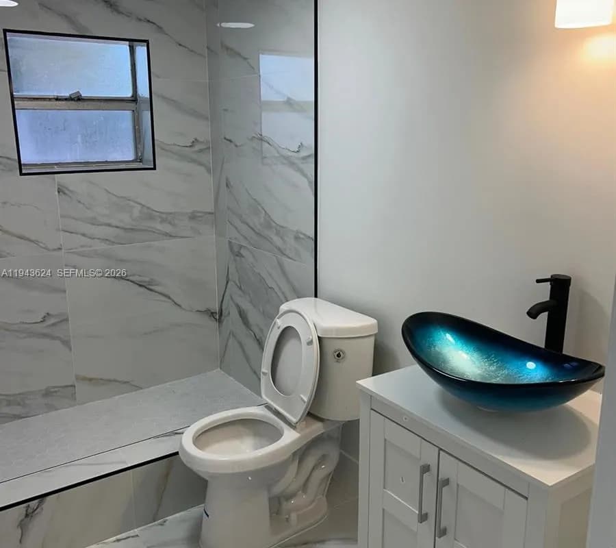 3277 NW 179th St, Miami Gardens FL 33056