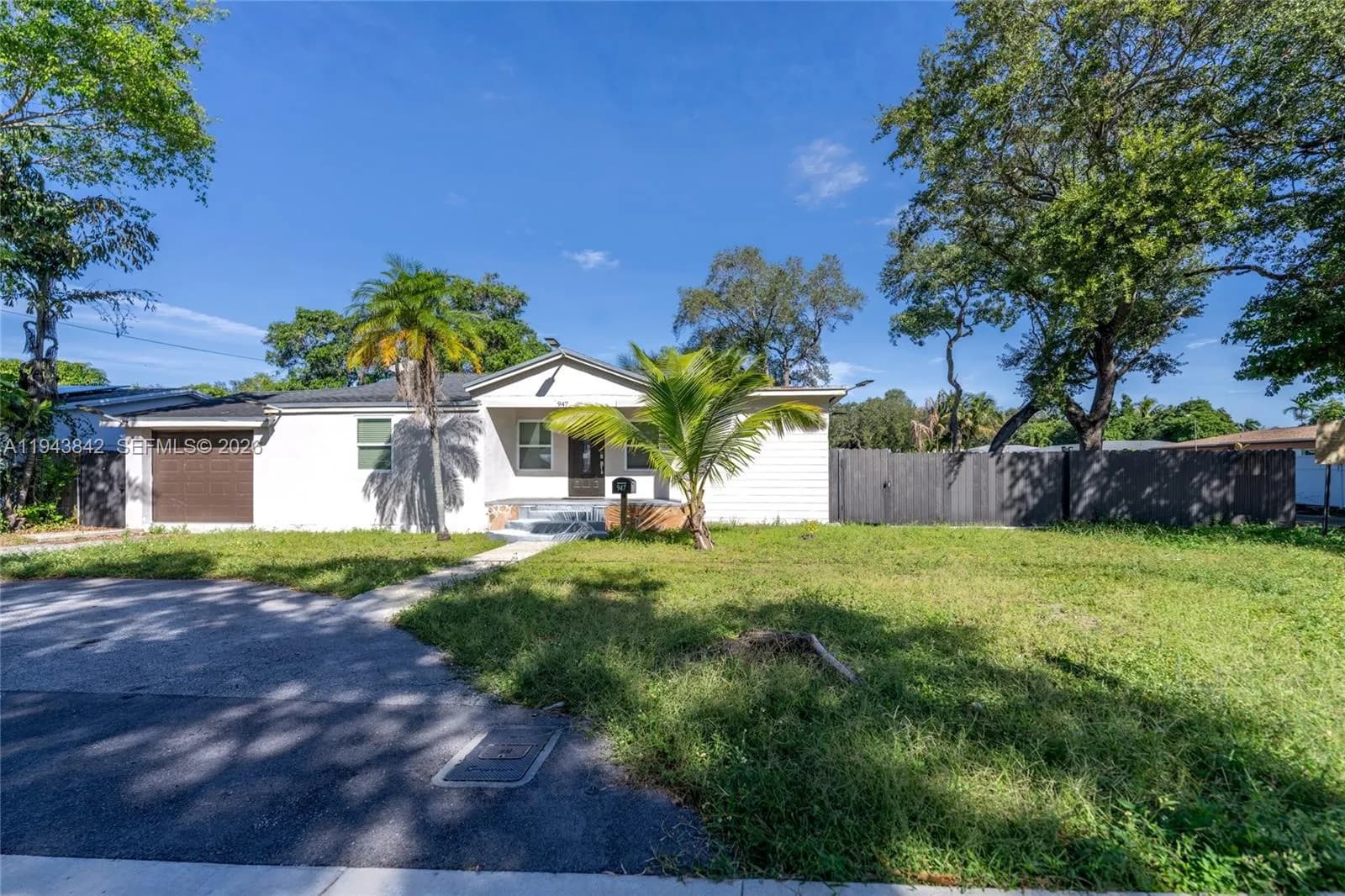 947 NE NE 149, North Miami FL 33160