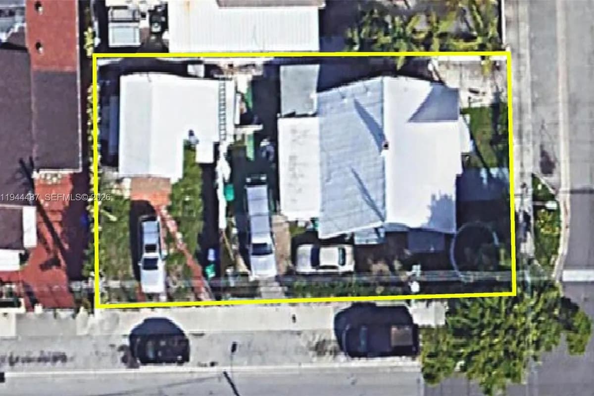 844 SW 11th Ave, Miami FL 33130