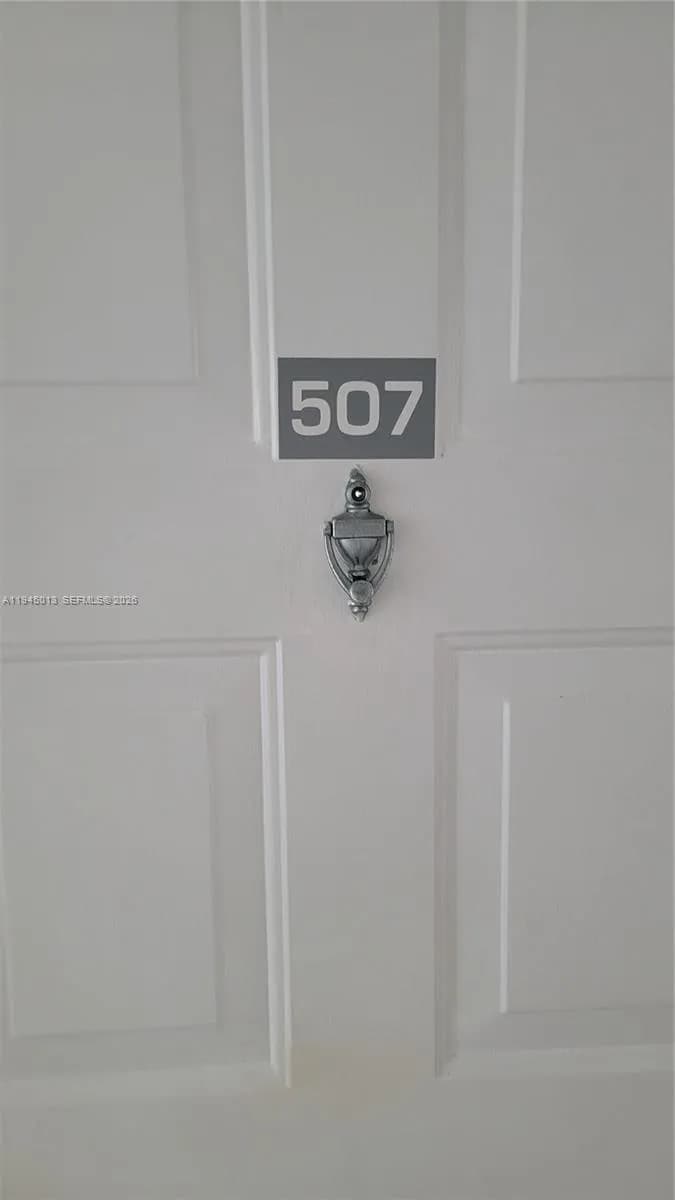 126 SW 17th Rd # 507, Miami FL 33129