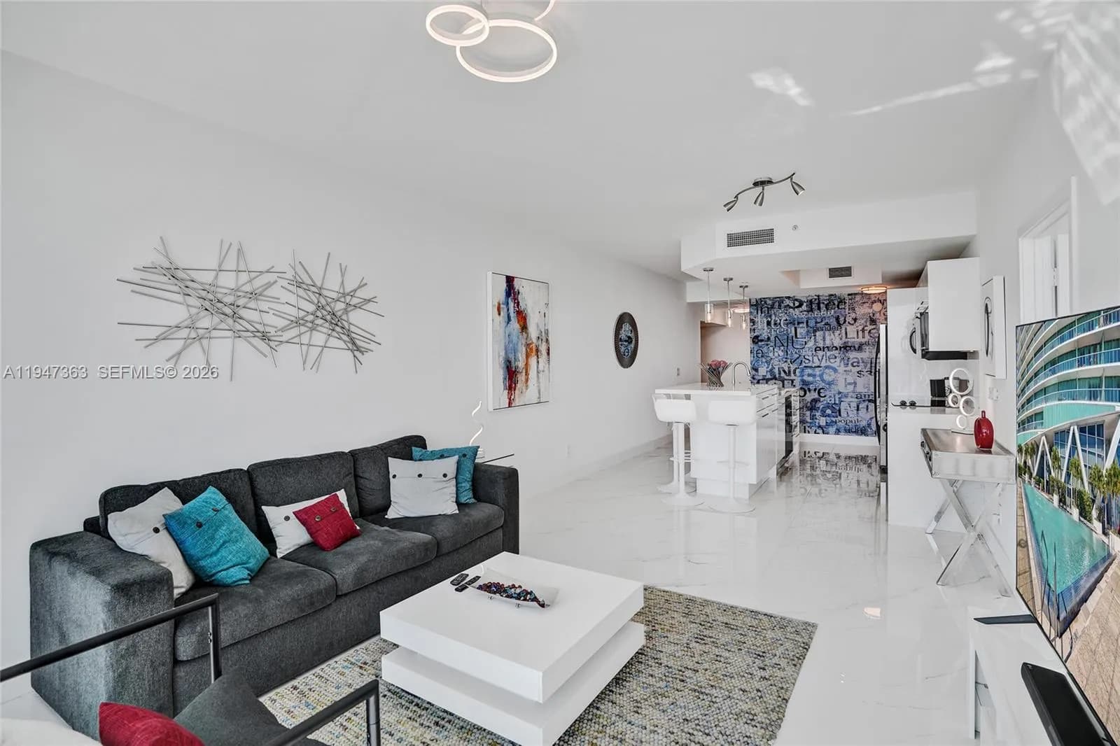 888 Biscayne Blvd # 2404, Miami FL 33132