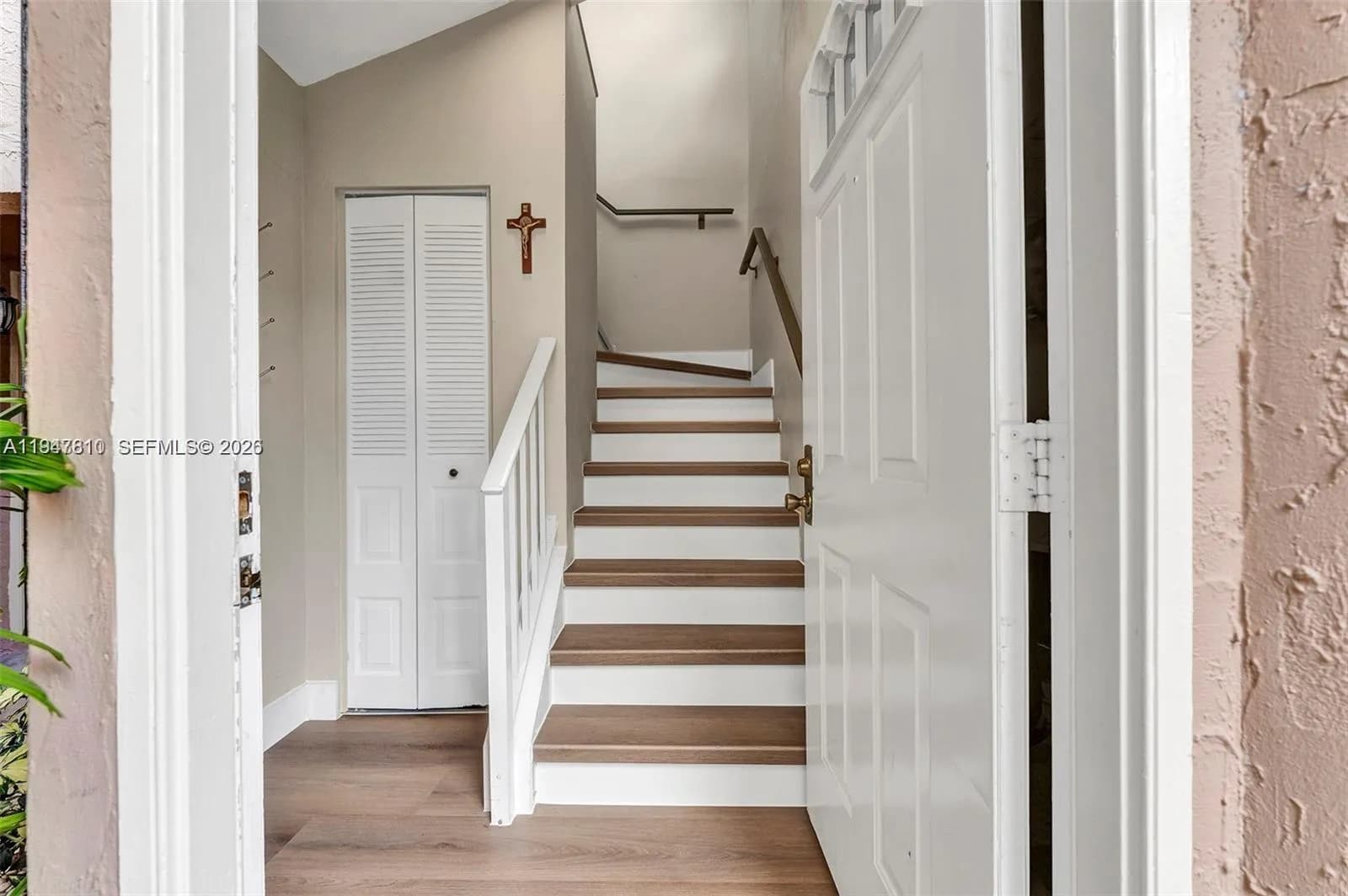 123 NW 98th Ter, Plantation FL 33324