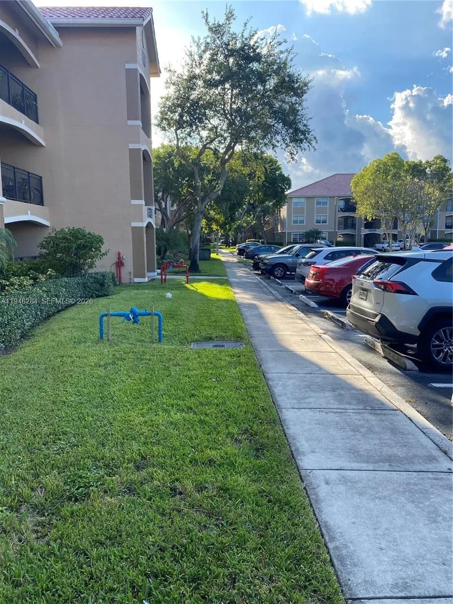 11630 SW 2nd St # 17101, Pembroke Pines FL 33025